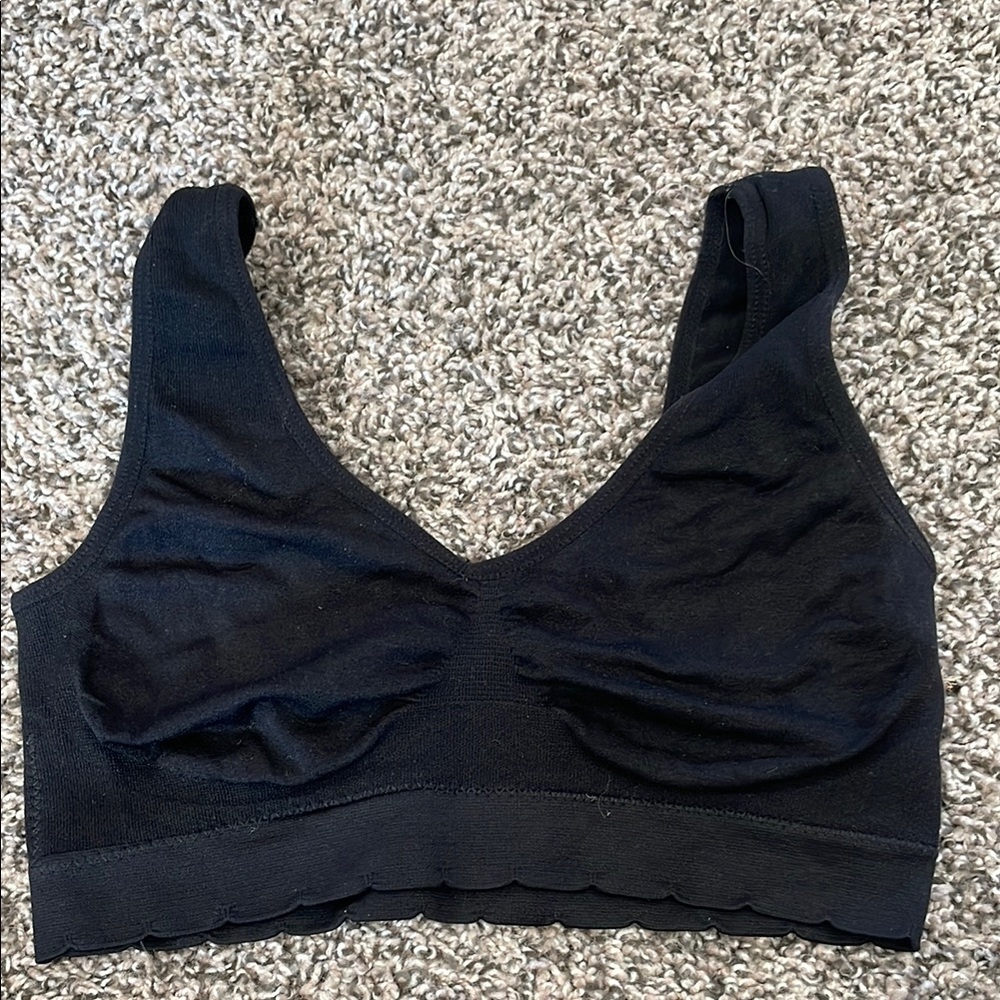 Elegant Black Seamless Stretchy Bralette